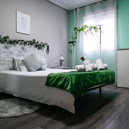 Bioparco Apartment Валенсія Екстер'єр фото